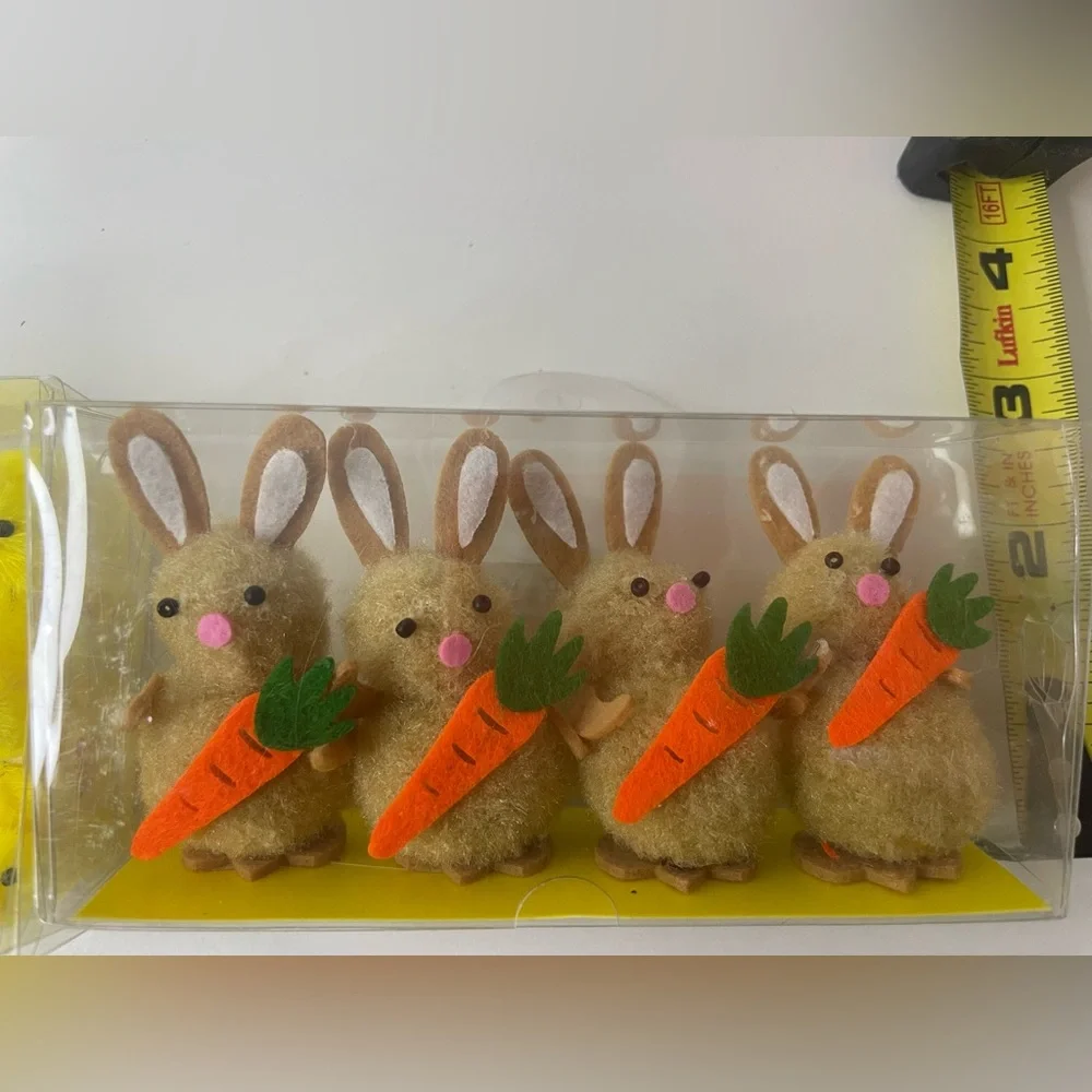🥕 Easter Bunny and Yellow Chicks - Tan plush bunnies with carrot, NWT